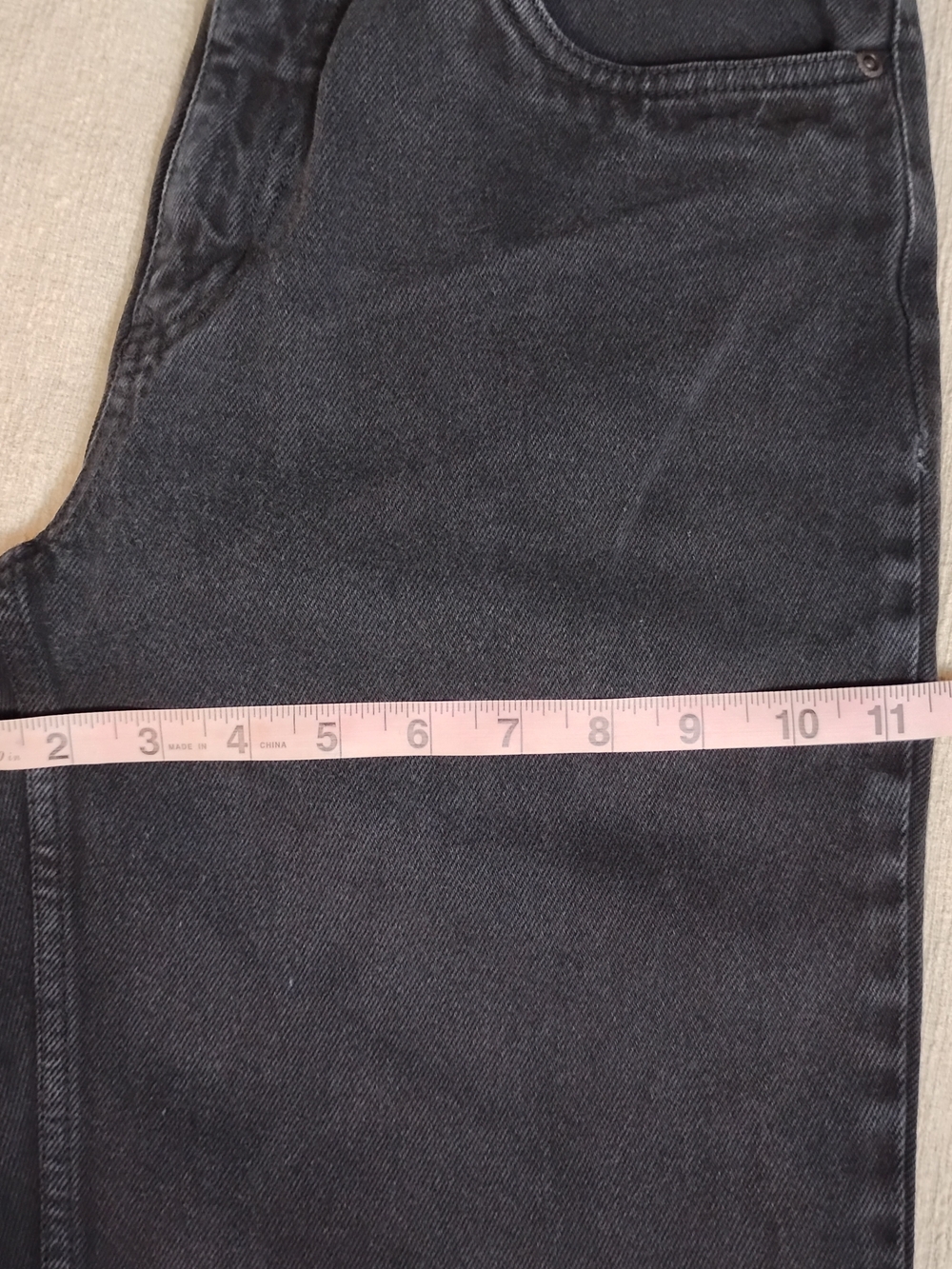 High Rise Mom Jeans - Picture 10 of 10
